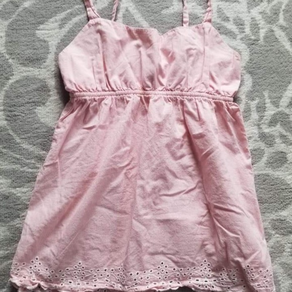 Pink tanktop - Picture 1 of 1